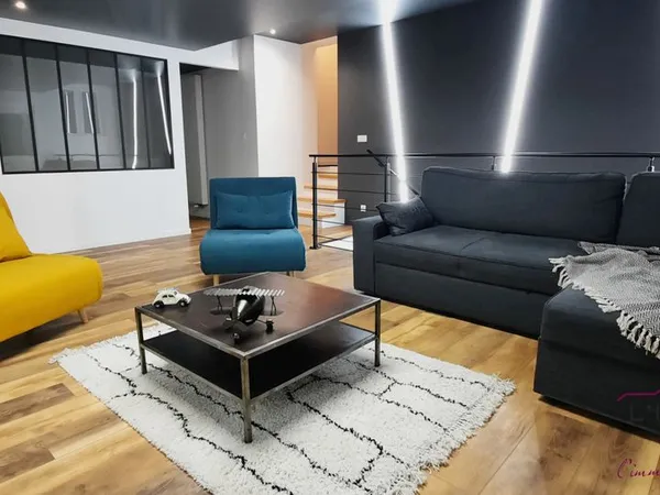 Duplex 5 pièces 140 m² 