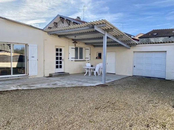 Maison de plain-pied 4 pièces 114 m² 