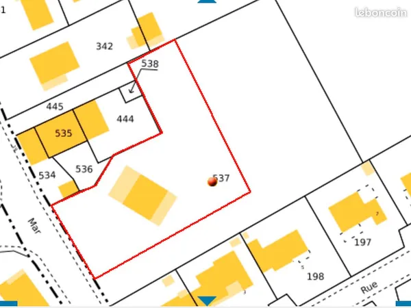 Grange 1 pièce 125 m² 