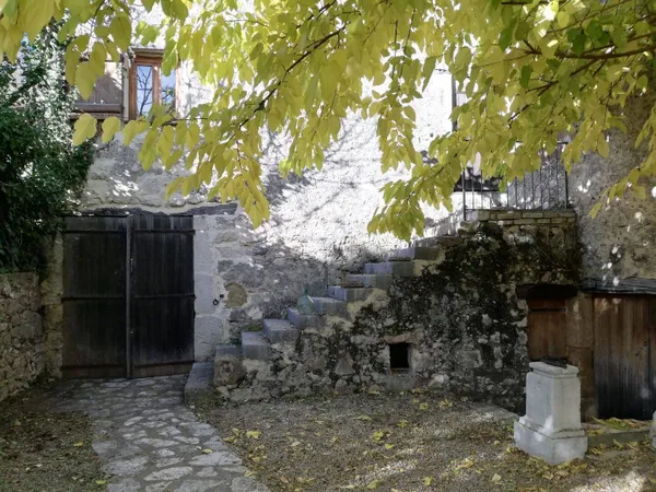 Maison 2 pièces 96 m² 