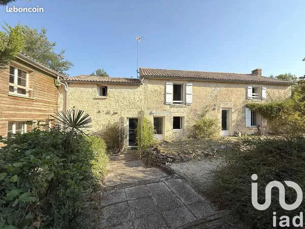 Maison 11 pièces 273 m² 