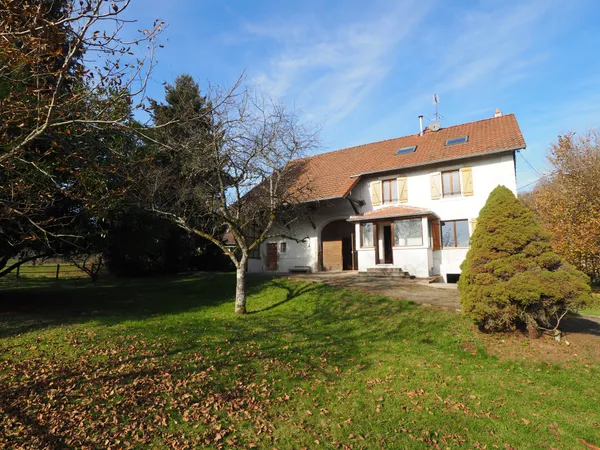 Ferme 6 pièces à acheter à Auxelles-Bas 
