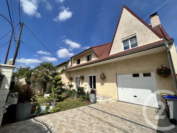 Maison 7 pièces 214 m² 