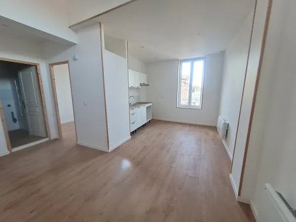 Appartement deux pièces - MONTEREAU 