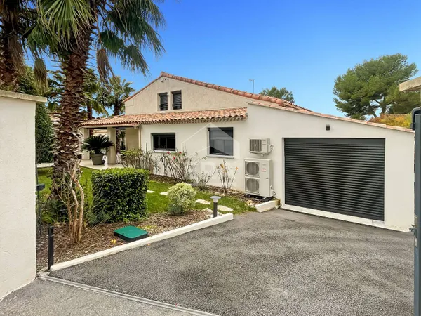 Maison 6 pièces 231 m² 