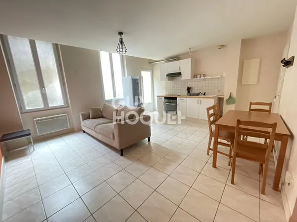 Appartement T2 meublé avec terrasse 