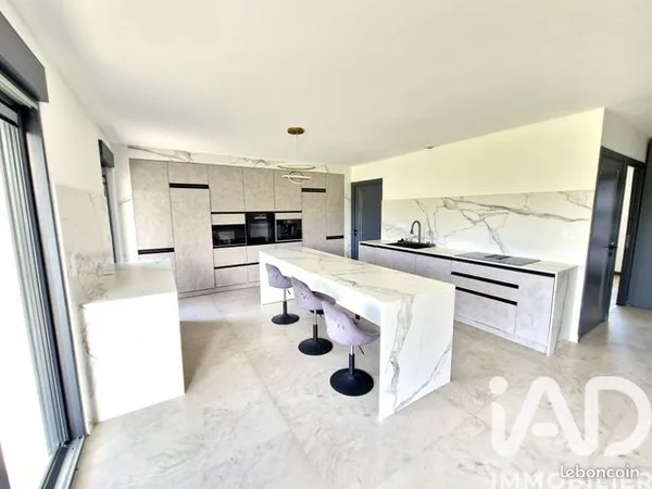 Maison 5 pièces 126 m² 