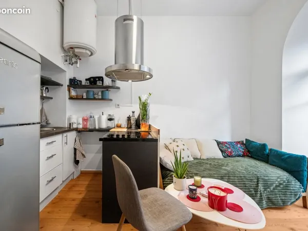 Studio 1 pièce 21 m² 