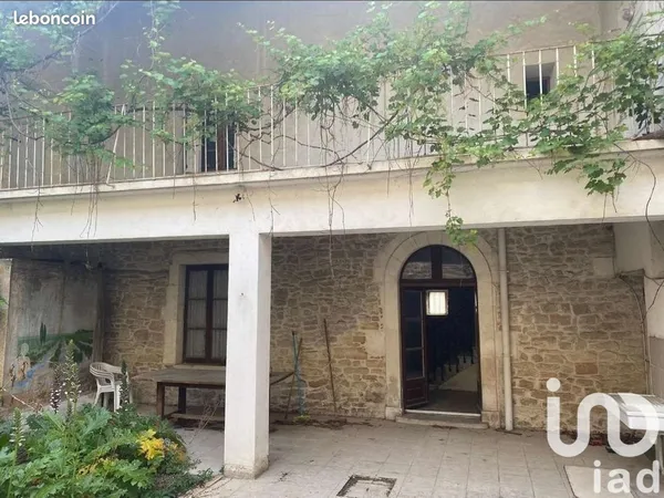 Mas 12 pièces 370 m² 
