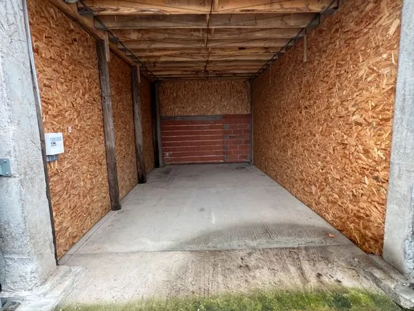 Box pour véhicule 