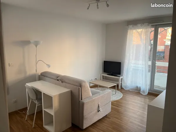 Studio meublé 29m2 proche gare et centre ville 