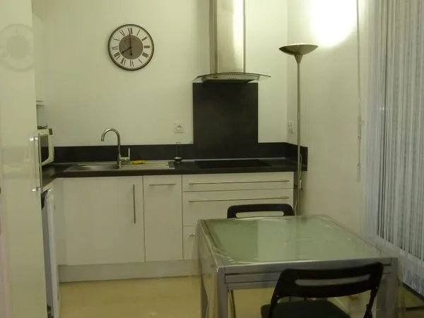 Studio près de la gare 