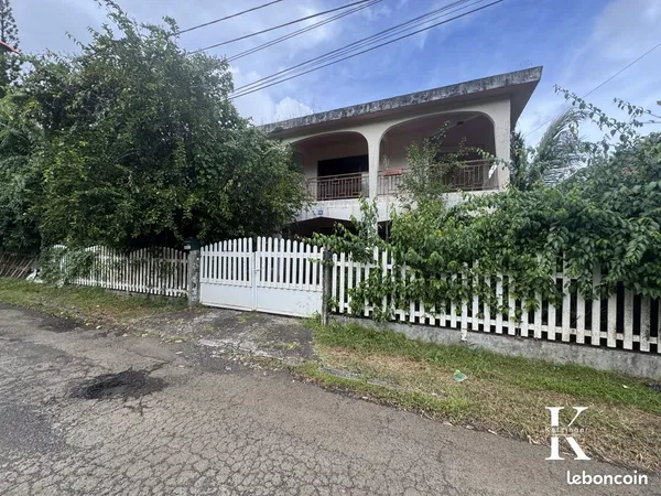 Villa 6 pièces 166 m² 