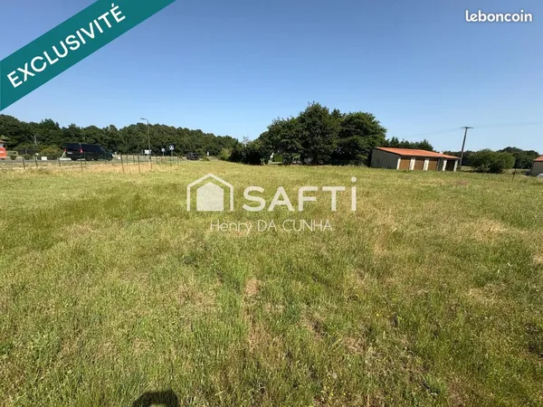 Terrain 989 m² LIPOSTHEY 