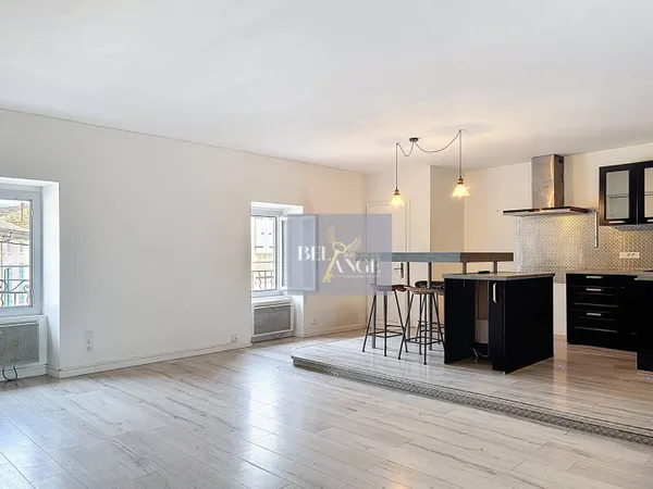 Appartement 4 pièces 79 m² 
