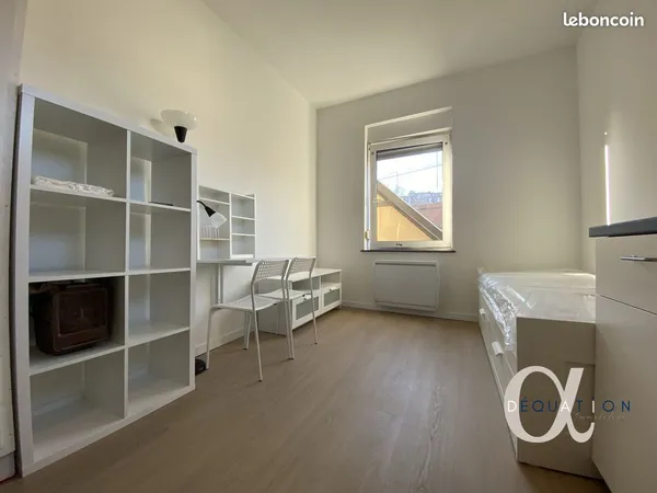 Studio 1 pièce 16 m² 
