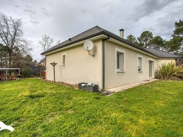 Maison de plain-pied 5 pièces 117 m² 