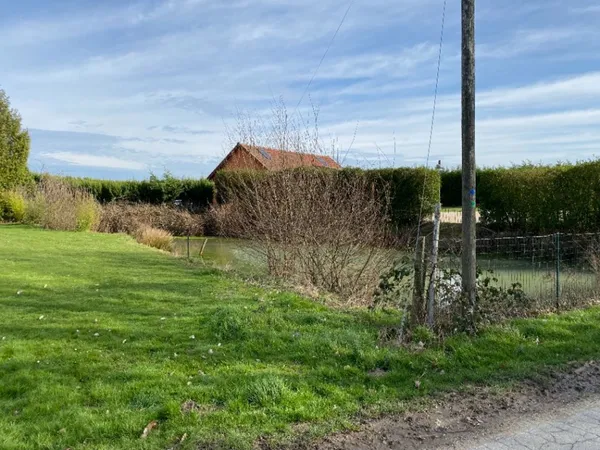 Terrain 377 m² 