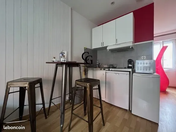 Appartement 1 pièce 25 m² 