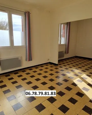 FF3 parfait état et climatisé avec garage individuel près polygone fermé 