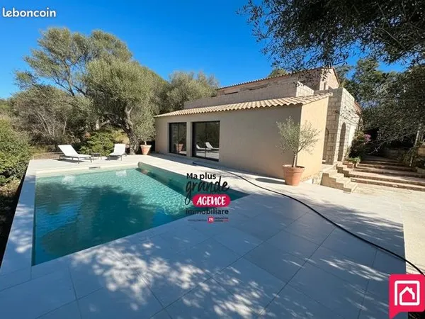 Maison 5 pièces 160 m² 