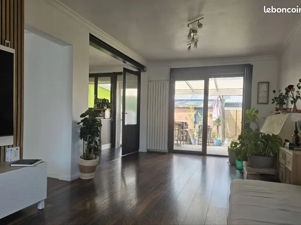 Maison semi-individuelle 3 chambres 