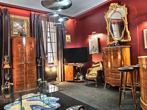 Vends T4 - 102m² - Paris 