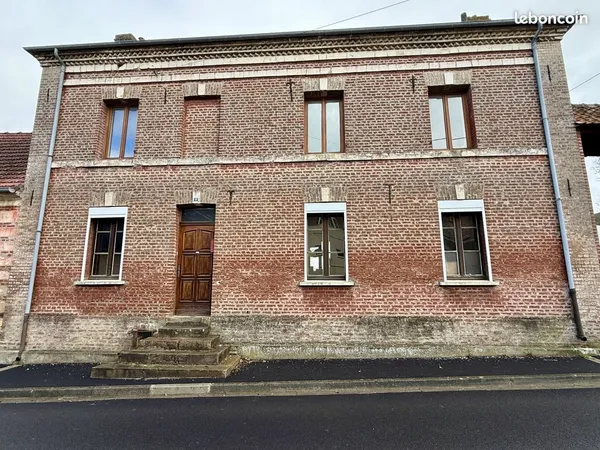 Maison 6 pièces 230 m² 