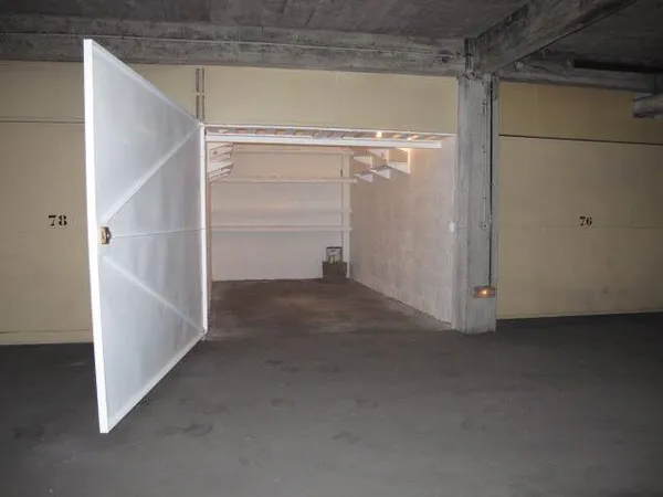 Parking 15 m² 