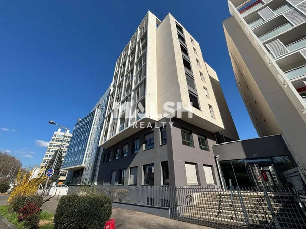 Bureau 135 m² 