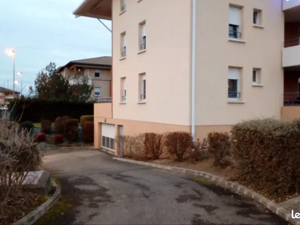 Garage Box au golf de Selh 