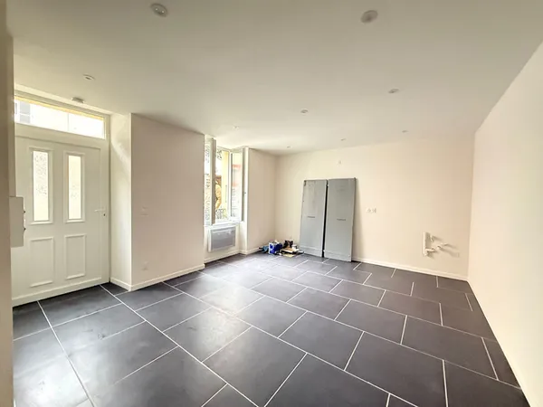 Appartement Lons-Le-Saunier 2 pièces / 1 chambres / 53.40 m² 