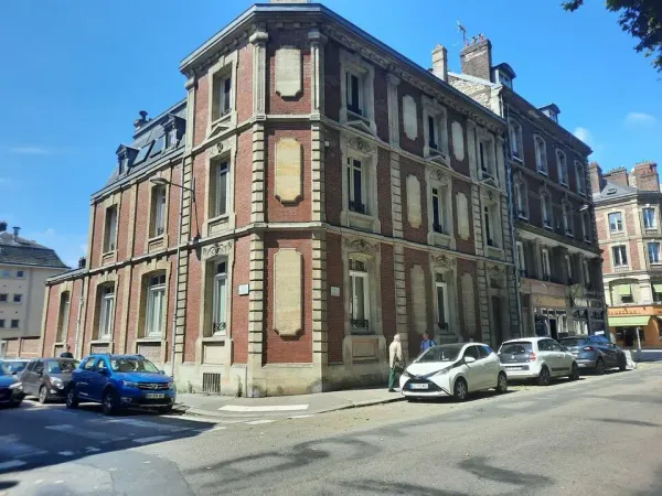 BUREAUX A VENDRE 