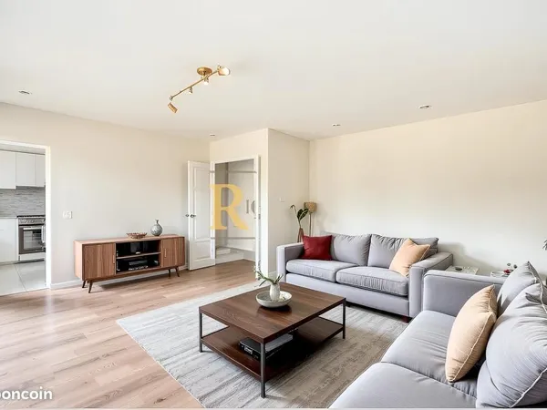 Appartement 4 pièces 93 m² 