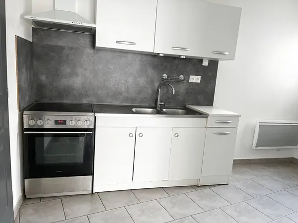 Bel appartement en triplex à Roost Warendin 
