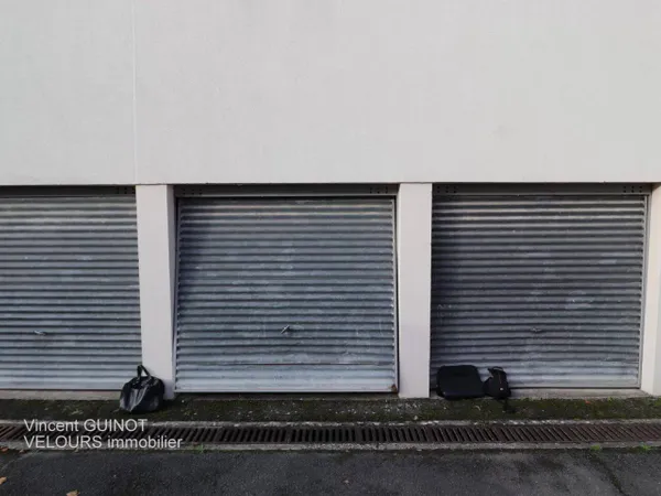 Parking 12 m² 