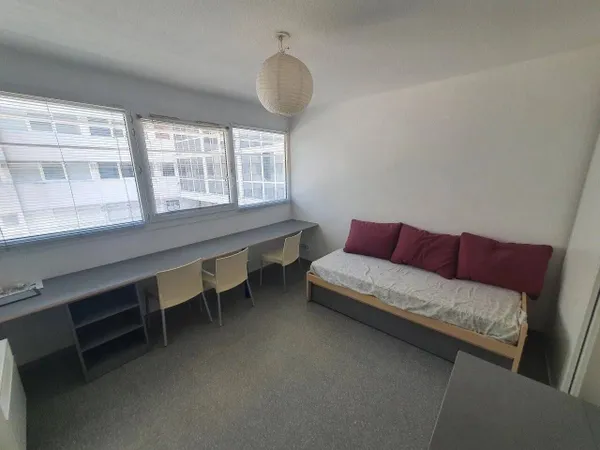 Studio 1 pièce 19 m² 