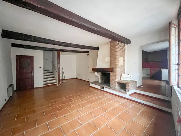 Grande maison de village - 149 m² ? Centre de Mézel 