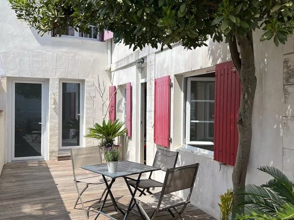 Maison centre ville Royan 3ch Garage 