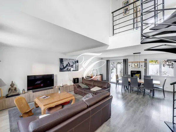 Maison 6 pièces 150 m² 