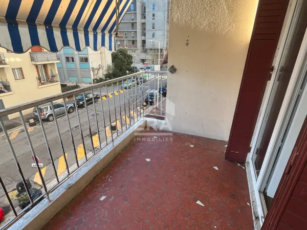 A VENDRE / NICE OUEST : Appartement 3 pièces, balcon 