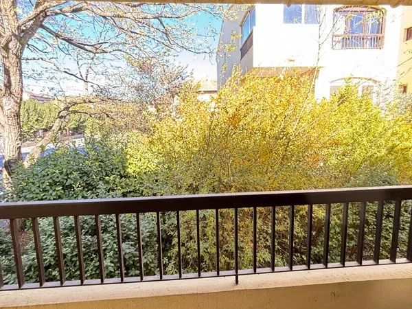 Studio 1 pièce 29 m² 