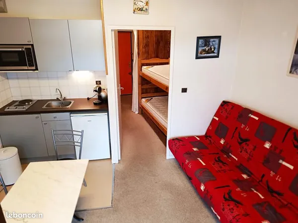 Studio 1 pièce 23 m² 