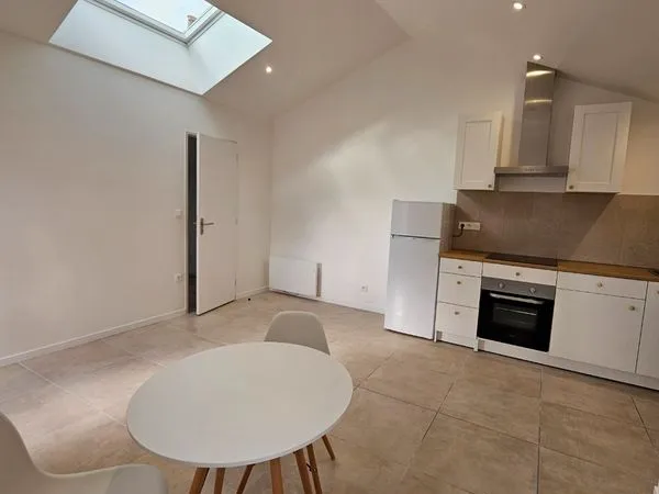 Appartement T2 neuf et meublé 