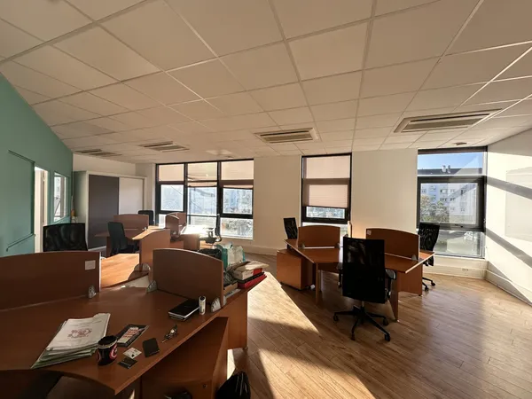 Bureaux 84m2 - Angers, Belle Beille 