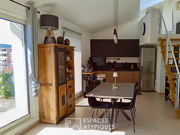 Appartement meublé avec terrasse et garage - dernier étage en centre-ville 