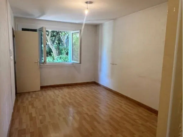 A vendre - Appartement T3 de 55 m² à Grenoble 