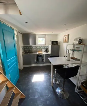 Studio avec mezzanine 