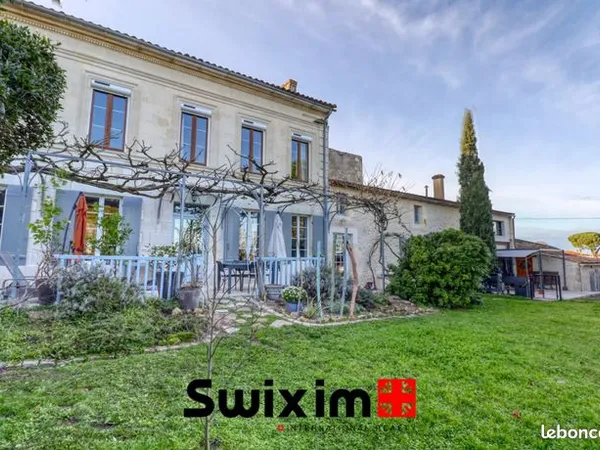 Maison 10 pièces 445 m² 