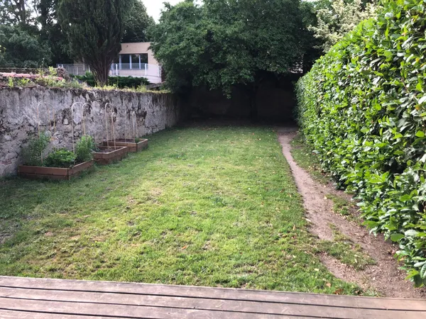 Maison 10 pièces 250 m² 